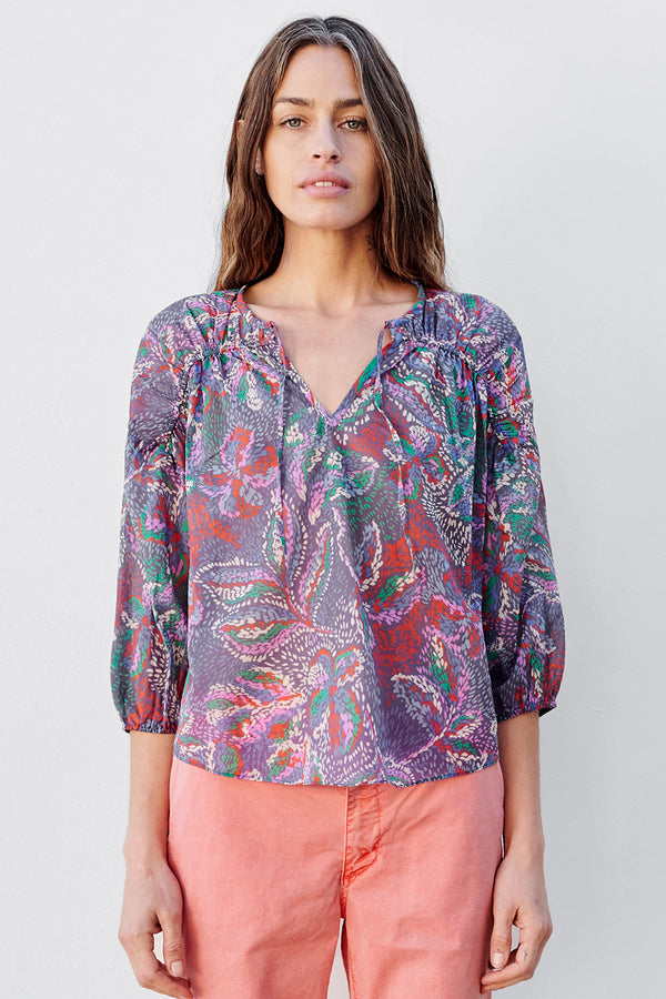 Sundry 3/4 Sleeve V-Neck Blouse In Seurat Floral