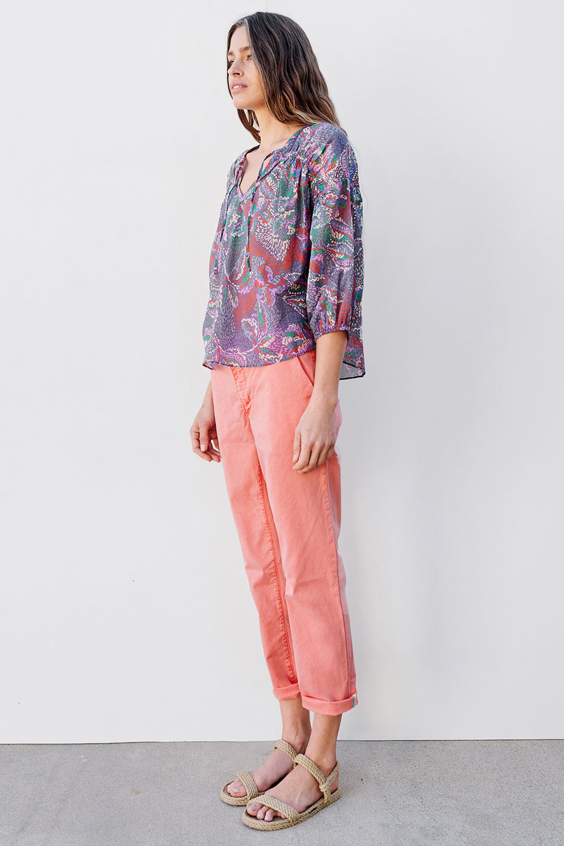 Sundry 3/4 Sleeve V-Neck Blouse In Seurat Floral