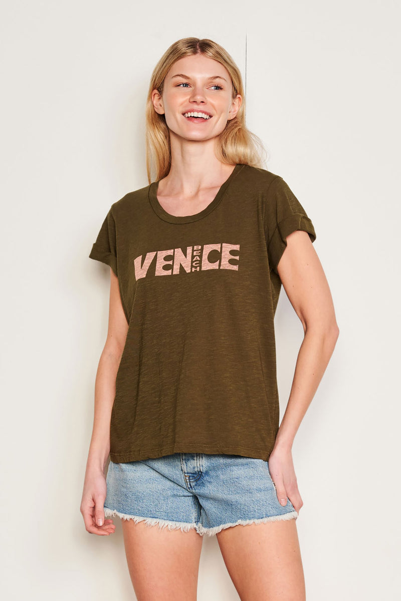 Sundry Venice Rolled Sleeve Tee in Olive-3/4 view model is looking off to the side 