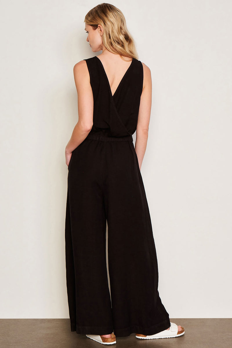 Sundry Easy Jumpsuit in Black-back side of v-neck back