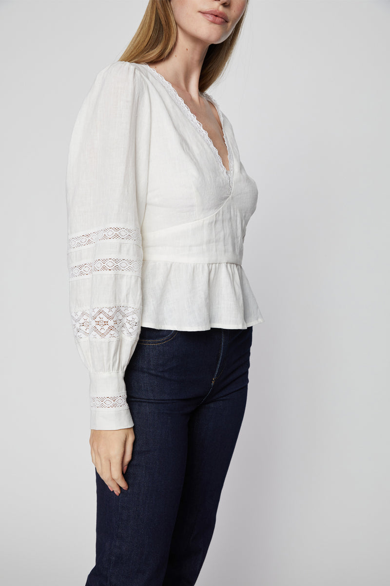 Bailey 44 Diane Linen Top in Creme